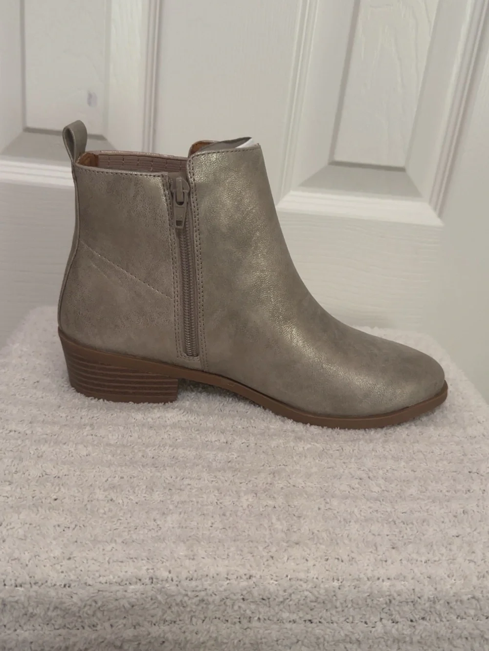 wonder nation Metallic Taupe Chelsea Ankle Boots for Kids